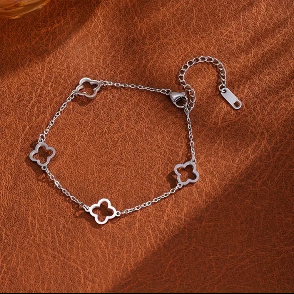 Chic Silver Clover Chain Bracelet stainless steel